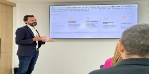 El trabajo híbrido redefine el liderazgo empresarial en Ecuador