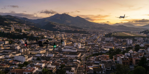 PLAYDATOS | Drones en Ecuador: el cielo también tiene reglas